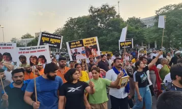 बृजभूषण की गिरफ्तारी की मांग को लेकर इंडिया गेट पर रेसलर्स का मार्च; बोले- पुलिस ने समर्थकों को इंडिया गेट से भगाया, धरने को एक माह पूरा