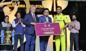 आईपीएल चैंपियन चेन्नई सुपरकिंग्स को इनामी राशि 20 करोड़ मिले, गुजरात के तीन प्लेयर्स ने नौ में से छह अवॉर्ड अपने नाम किए, छा गए गिल