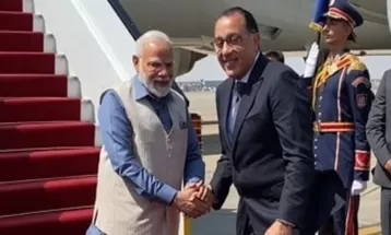 दो दिवसीय राजकीय दौरे पर पीएम मोदी मिस्र पहुंचे, प्रधानमंत्री मुस्तफा ने एयरपोर्ट पर जोरदार स्वागत किया; कल राष्ट्रपति अब्देल से करेंगे मुलाकात