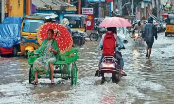 मध्य प्रदेश सहित देश के 20 राज्यों में अगले 4 दिन भारी बारिश की संभावना, पीएम मोदी का कुशीनगर दौरा रद्द; बिहार में बाढ़ का खतरा