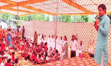 बगरू के पूर्व विधायक डॉ. कैलाश वर्मा ने स्कूली बच्चों के साथ मनाया 77वां स्वतंत्रता दिवस
