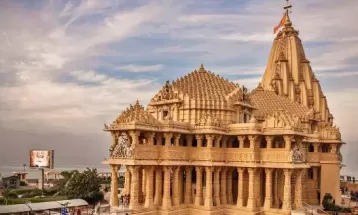 शिव के इस मंदिर के 17 बार टूटने और बनने की पूरी कहानी