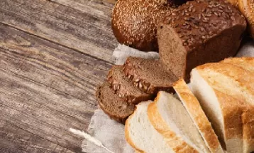 क्या आप भी हैं ब्रेड खाने के शौकीन, हो जाएं सावधान हो सकता है कैंसर