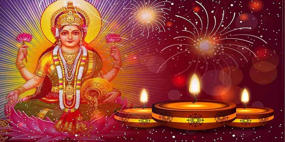 Diwali Lakshmi Puja 2020: मां लक्ष्मी की पूजा के लिए कौन सा चित्र लगाना  होता....