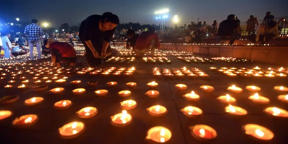 Dev Diwali 2022 आज: जानिए शुभ मुहूर्त, पूजा विधि और बहुत कुछ